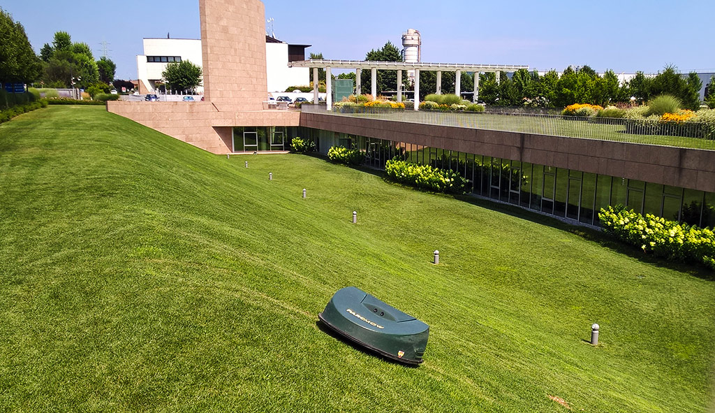Autonomous mower: for companies too!