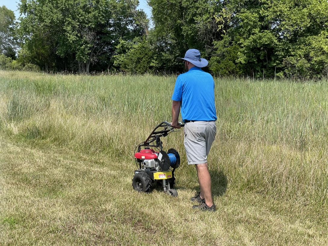 Tondeuse GPS : Qu’en est-il du fil périphérique
